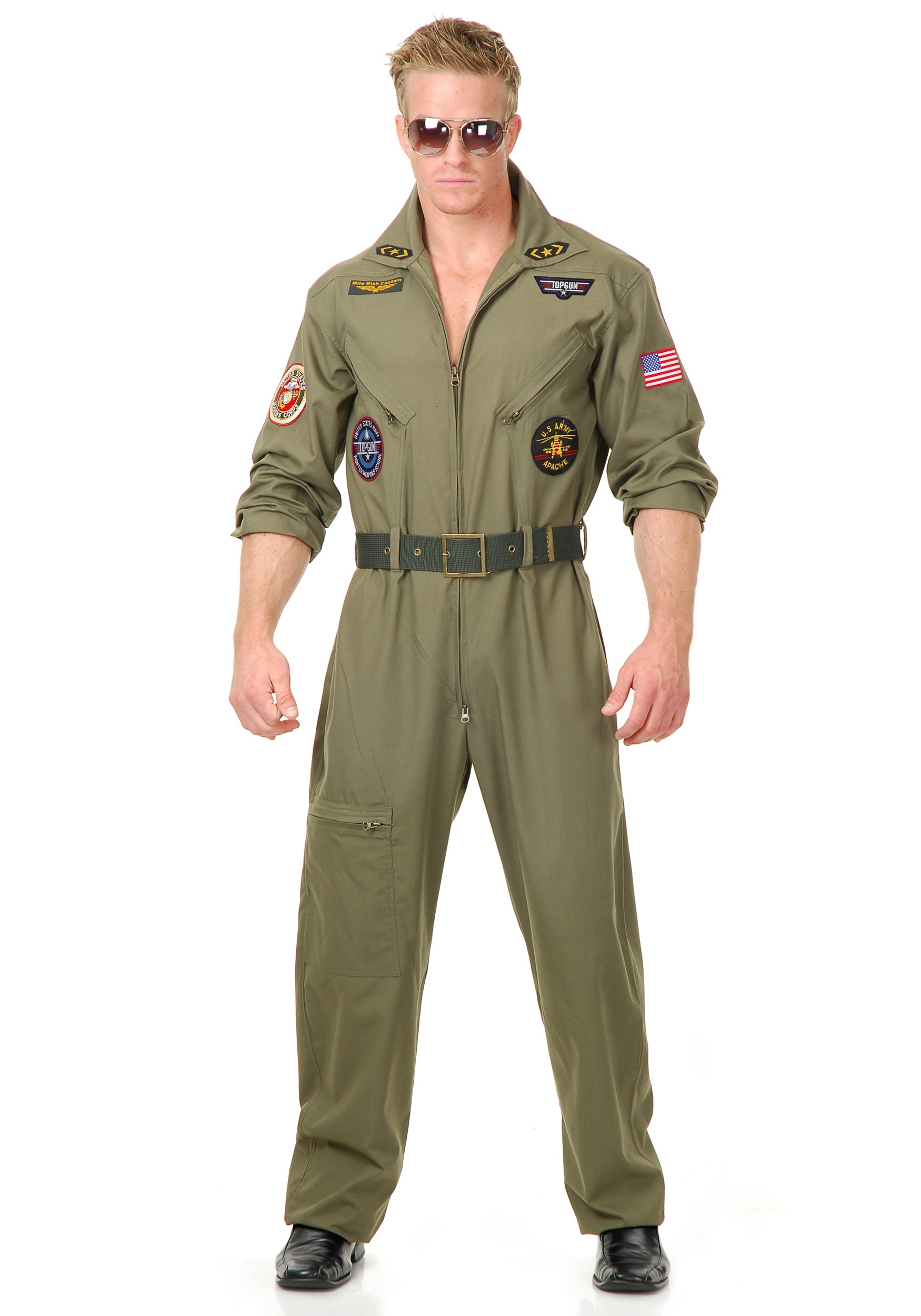 Летный костюм ввс. Военный комбинезон. Костюм американского пилота. Комбинезон военного летчика. Военный пилот в комбинезоне.