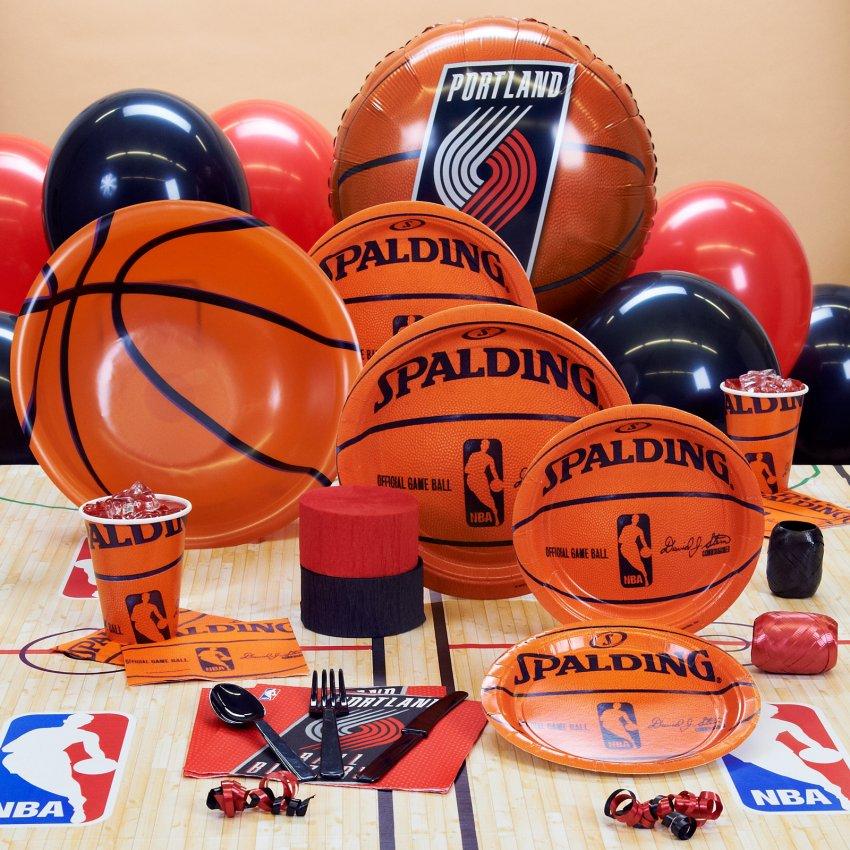 Portland Trailblazers NBA Basketball Deluxe Party Kit - Halloween ...